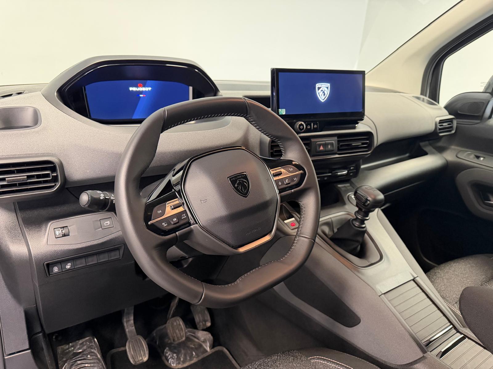 PEUGEOT RIFTER 5